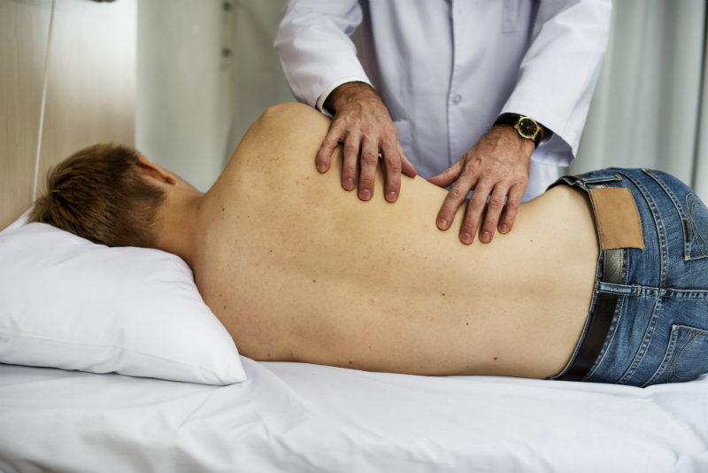 Scoliosi idiopatica giovanile, quando operare?